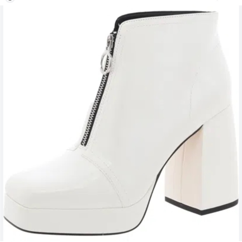 NWT Katy Perry collection The Uplift Bootie Womens Zipper Faux Leather size 9‎